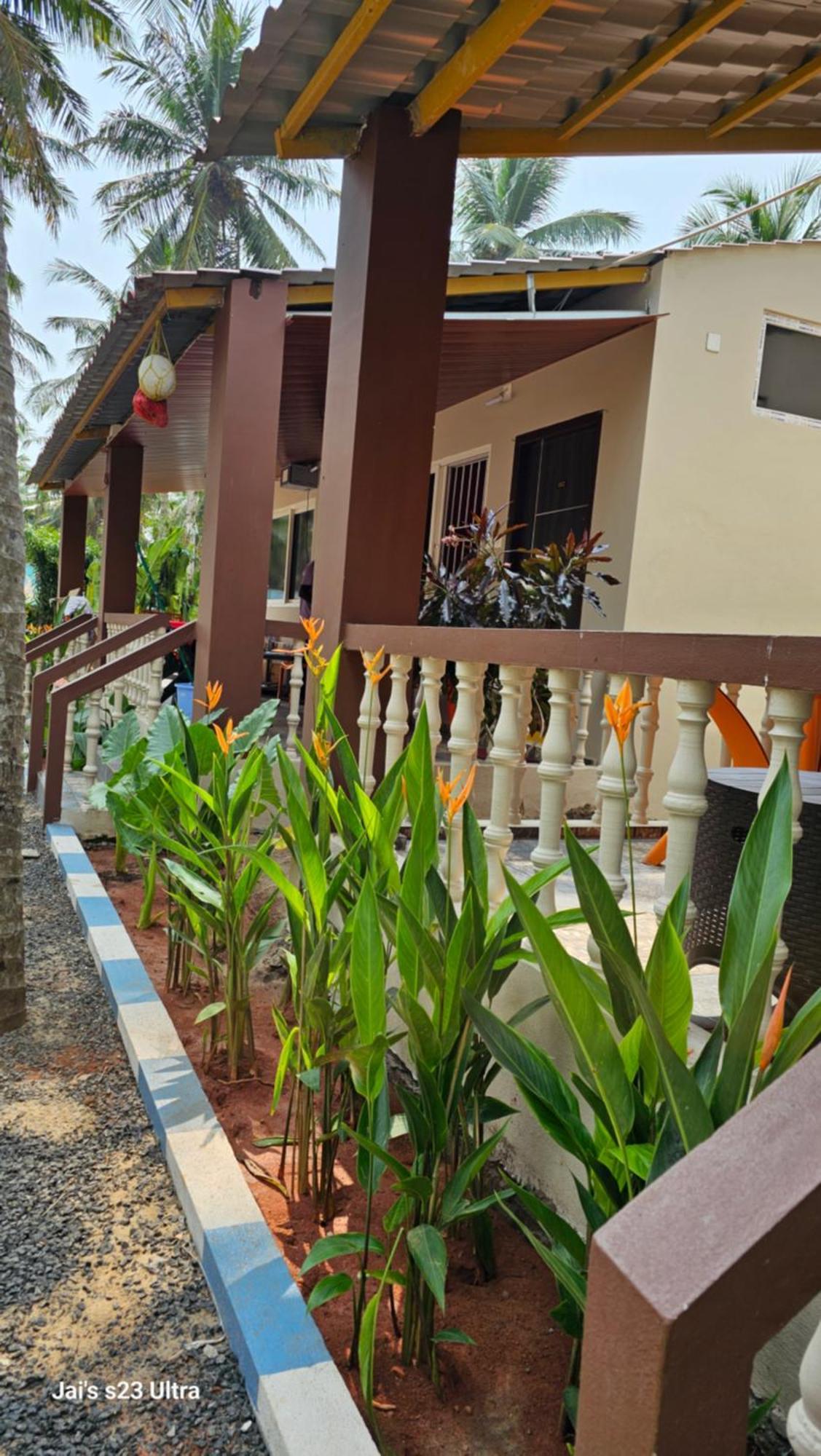 Coastline Beach Resort Perupalem Экстерьер фото